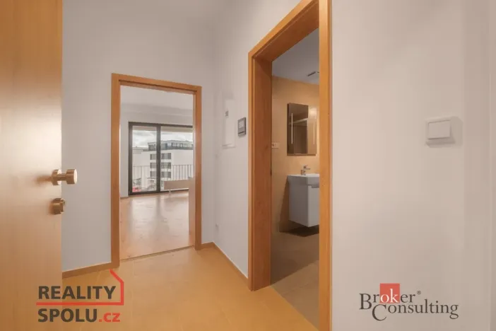 Pronájem bytu 1+kk, Plzeň - Jižní Předměstí, Měděná, 36 m2