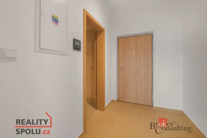 Pronájem bytu 1+kk, Plzeň - Jižní Předměstí, Měděná, 36 m2