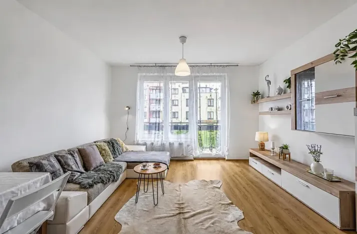 Pronájem bytu 1+kk, Praha - Čakovice, Bermanova, 42 m2