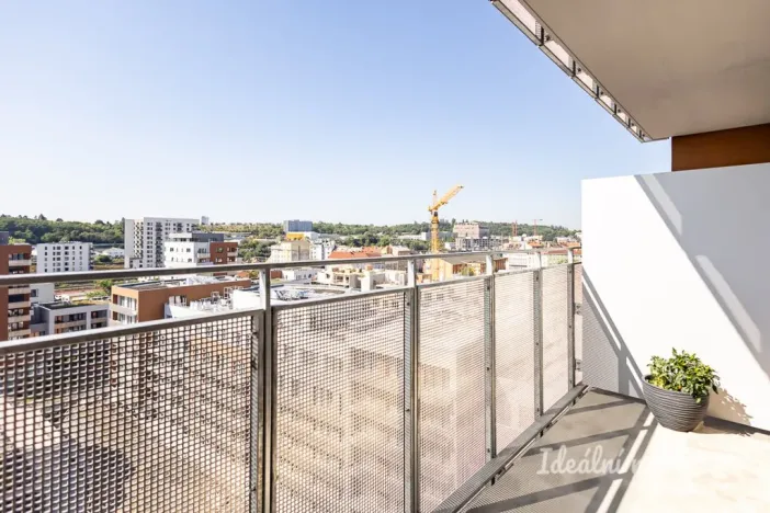 Pronájem bytu 2+kk, Praha - Vysočany, Gerstelova, 55 m2