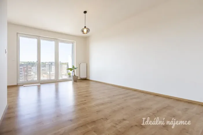 Pronájem bytu 2+kk, Praha - Vysočany, Gerstelova, 55 m2