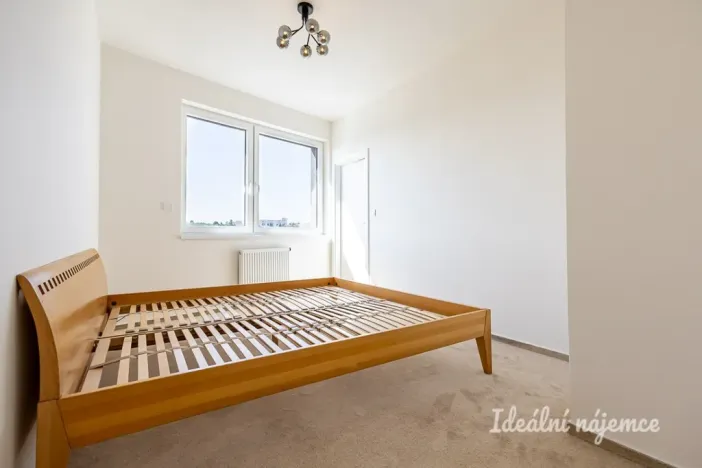 Pronájem bytu 2+kk, Praha - Vysočany, Gerstelova, 55 m2