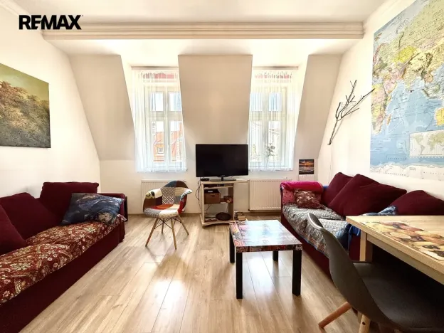 Pronájem bytu 2+kk, Karlovy Vary, Moskevská, 40 m2