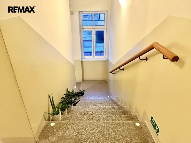 Pronájem bytu 2+kk, Karlovy Vary, Moskevská, 40 m2