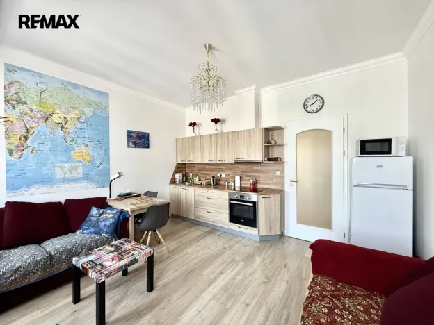 Pronájem bytu 2+kk, Karlovy Vary, Moskevská, 40 m2