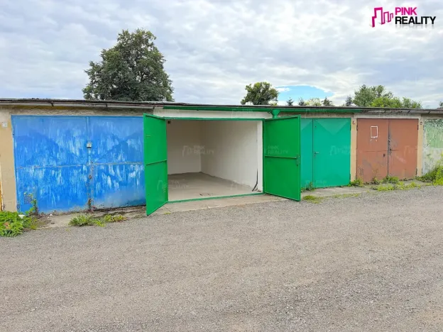 Prodej garáže, Hradec Králové, Bratří Štefanů, 16 m2