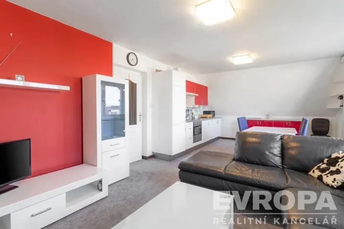 Prodej komerční nemovitosti, Praha - Suchdol, Armádní, 400 m2