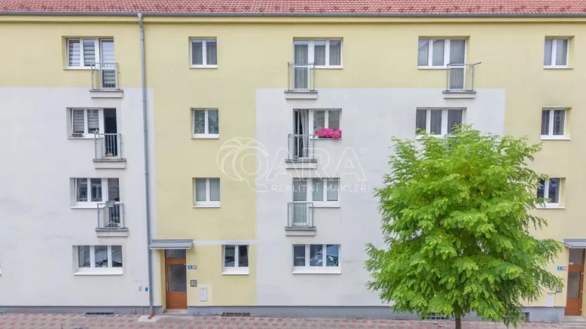 Prodej bytu 2+1, Teplice, Ruská, 61 m2