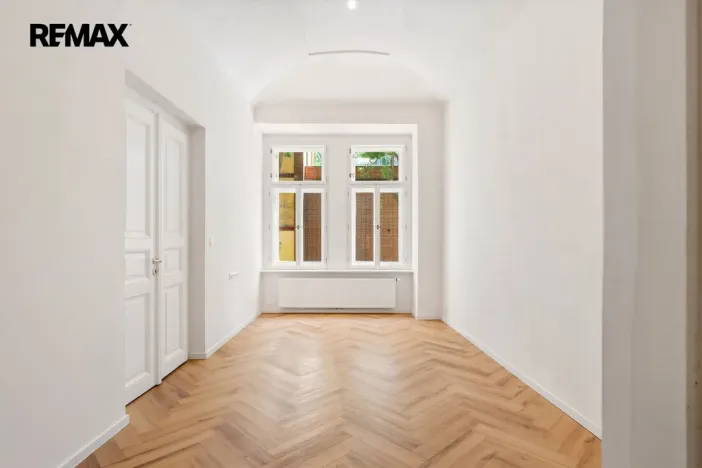 Prodej bytu 2+1, Praha - Karlín, Pernerova, 69 m2