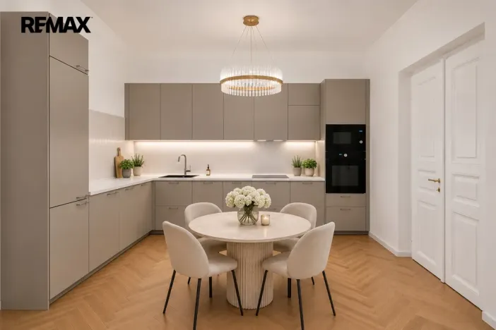 Prodej bytu 2+1, Praha - Karlín, Pernerova, 69 m2