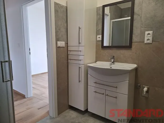 Pronájem bytu 2+kk, Přeštice, Revoluční, 45 m2