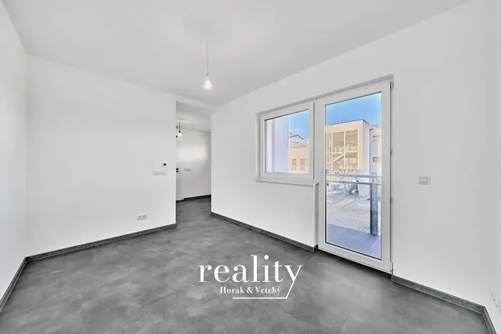 Pronájem bytu 1+kk, Znojmo, Třešňová, 22 m2