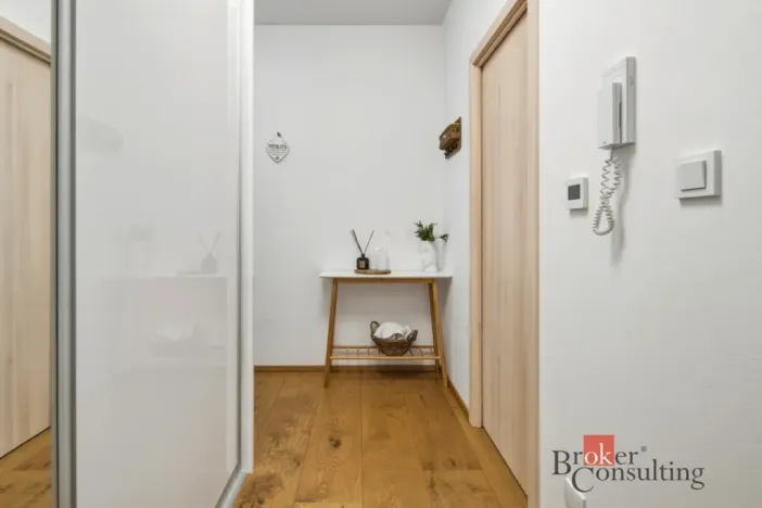 Prodej bytu 3+kk, Pardubice - Ohrazenice, U Sportovní školy, 92 m2