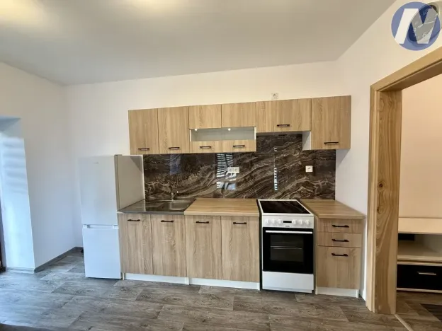 Pronájem bytu 1+kk, Lenora - Houžná, 40 m2