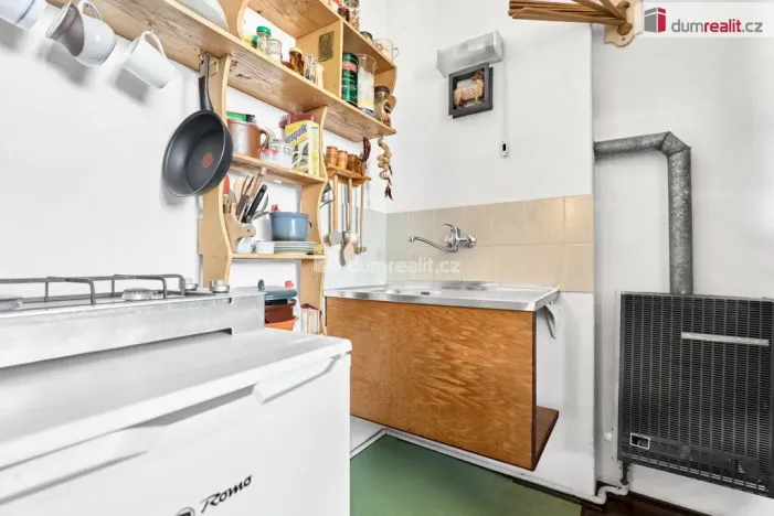 Prodej bytu 1+kk, Karlovy Vary, Bělehradská, 19 m2