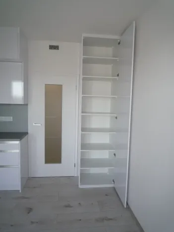 Pronájem bytu 1+kk, Praha - Strašnice, Strančická, 34 m2