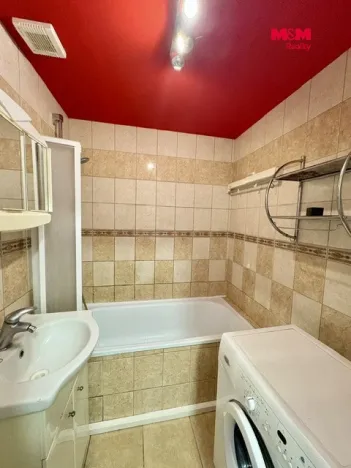 Pronájem bytu 2+1, Krnov - Pod Bezručovým vrchem, Jesenická, 45 m2