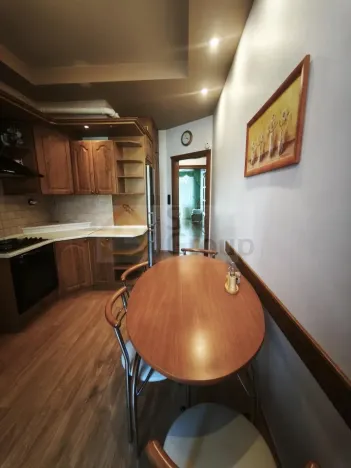 Pronájem bytu 3+1, Karlovy Vary, Bulharská, 90 m2