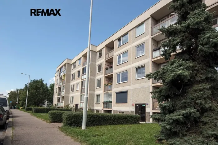 Pronájem bytu 4+1, Praha - Modřany, Pertoldova, 80 m2