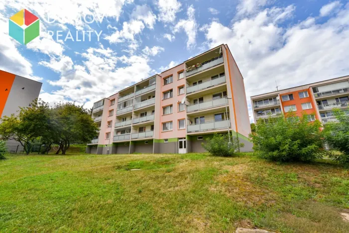 Pronájem bytu 1+kk, Králův Dvůr, Nad Stadionem, 29 m2