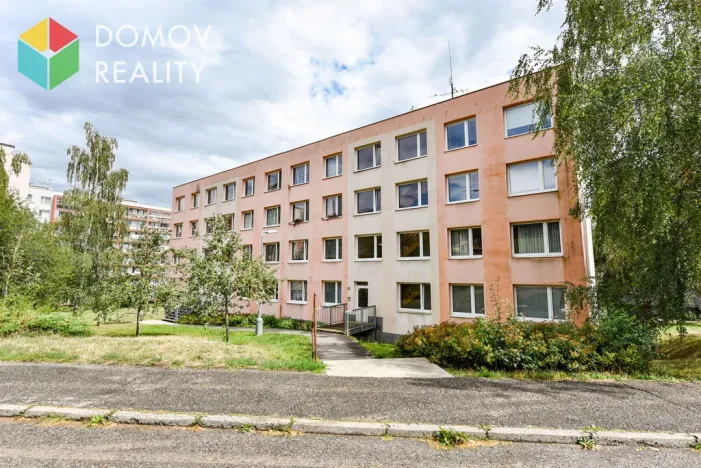 Pronájem bytu 1+kk, Králův Dvůr, Nad Stadionem, 29 m2