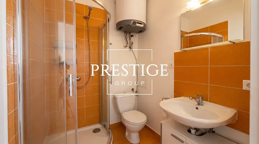 Pronájem bytu 1+kk, Praha - Holešovice, Veletržní, 35 m2