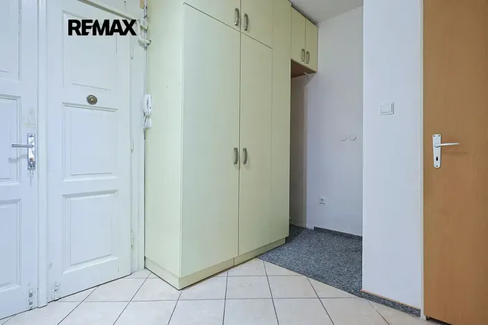 Pronájem bytu 2+kk, Plzeň, Edvarda Beneše, 57 m2