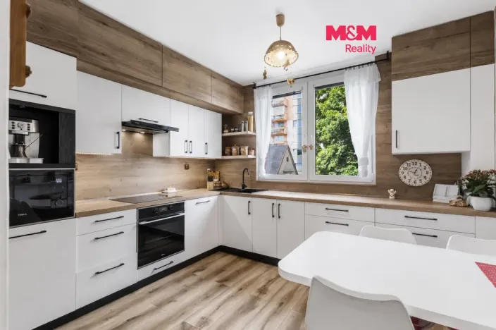 Prodej bytu 3+1, Frýdek-Místek - Místek, Kolaříkova, 77 m2