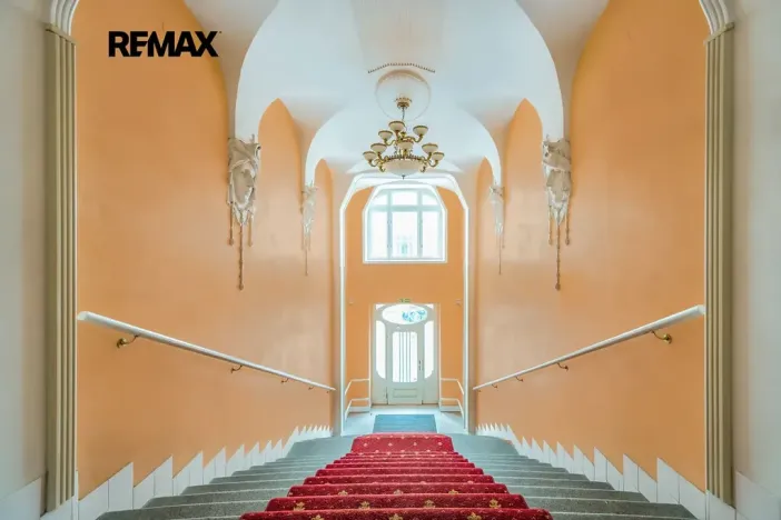 Pronájem bytu 1+kk, Praha - Smíchov, Zborovská, 35 m2