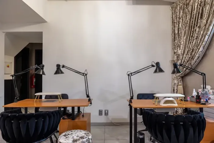 Pronájem obchodního prostoru, Praha, Neklanova, 74 m2