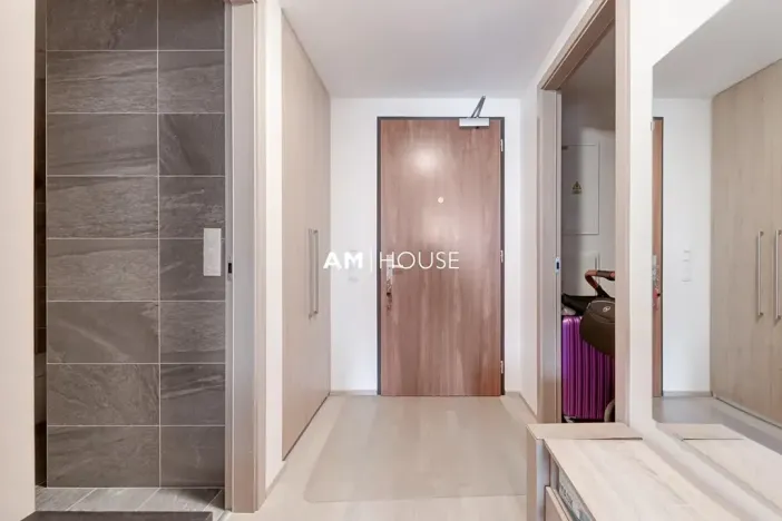 Pronájem bytu 2+kk, Praha - Holešovice, Sanderova, 59 m2