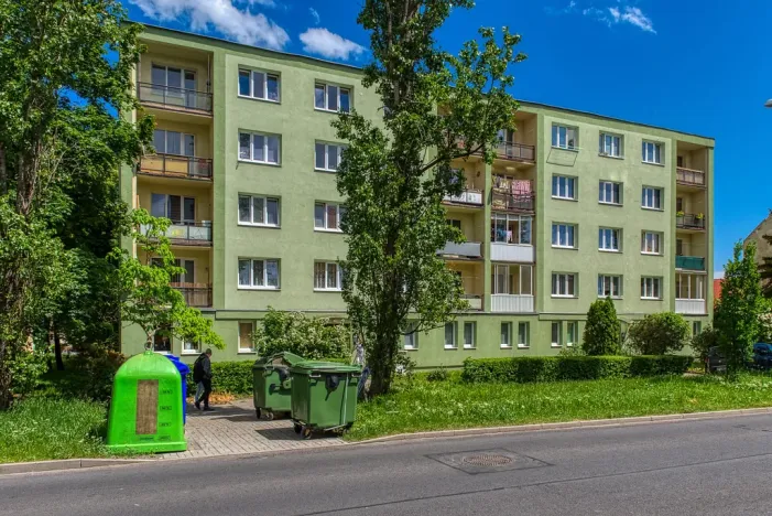 Pronájem bytu 2+1, Chomutov, Blatenská, 52 m2