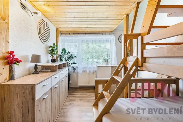 Prodej rodinného domu, Nupaky, K Parku, 160 m2