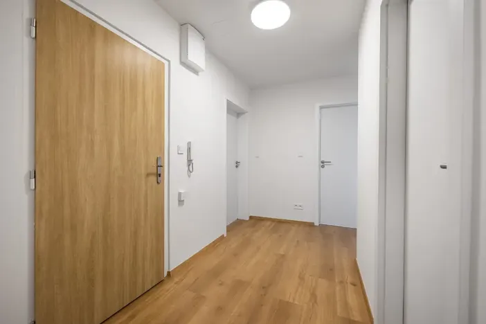Prodej bytu 3+kk, Praha - Petrovice, Rezlerova, 69 m2