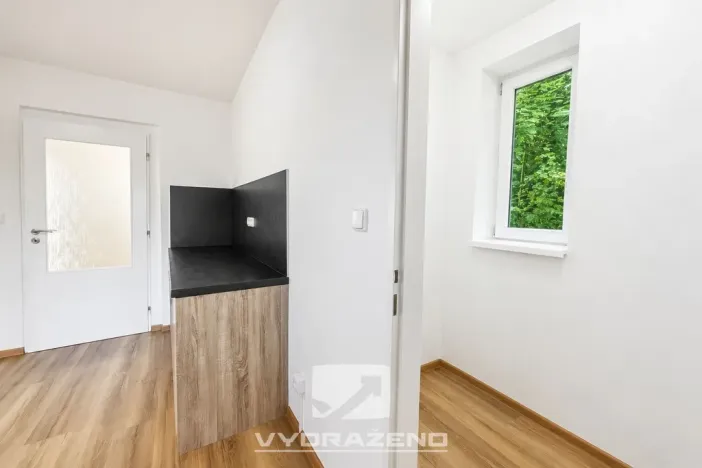 Prodej rodinného domu, Stará Paka - Ústí, 300 m2