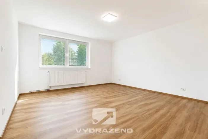 Prodej rodinného domu, Stará Paka - Ústí, 300 m2