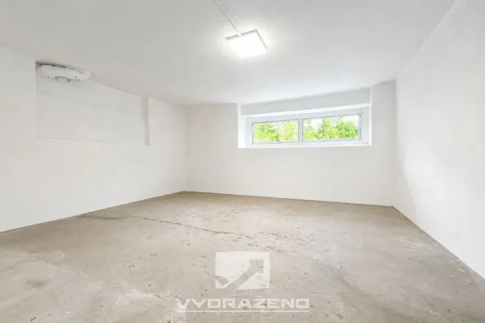 Prodej rodinného domu, Stará Paka - Ústí, 300 m2