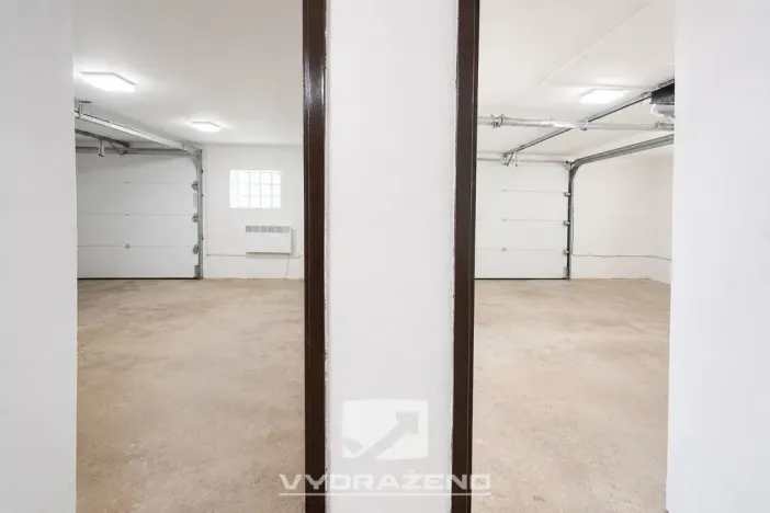 Prodej rodinného domu, Stará Paka - Ústí, 300 m2