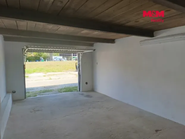 Pronájem garáže, Sosnová, 23 m2