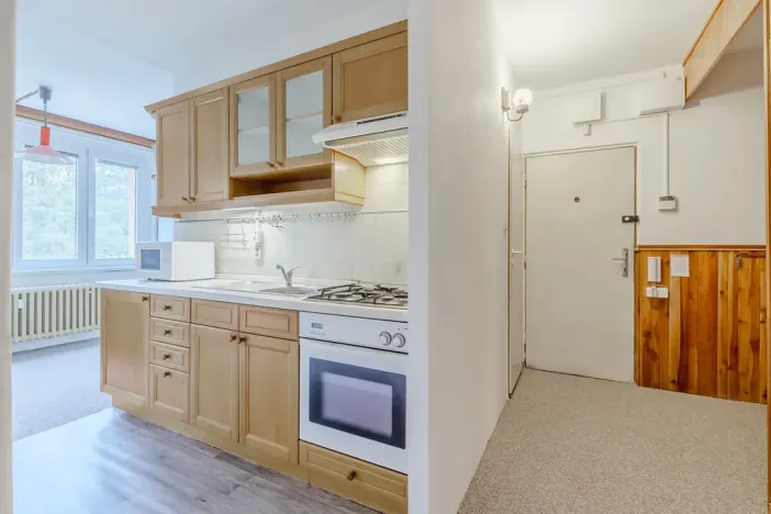 Pronájem bytu 3+1, Praha - Podolí, Na Zvoničce, 62 m2