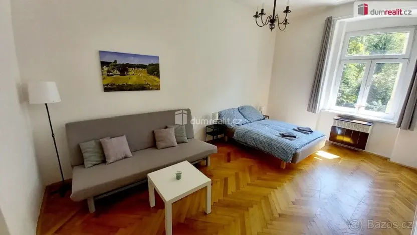 Pronájem bytu 2+kk, Praha - Smíchov, Plzeňská, 45 m2