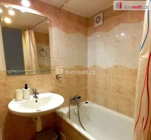 Pronájem bytu 2+kk, Praha - Smíchov, Plzeňská, 45 m2