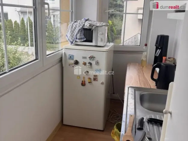 Pronájem atypického bytu, Praha - Modřany, K údolí, 12 m2