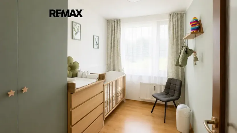 Pronájem bytu 3+1, Praha - Podolí, Kaplická, 55 m2