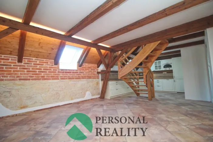 Prodej bytu 4+kk, Kounov, 85 m2