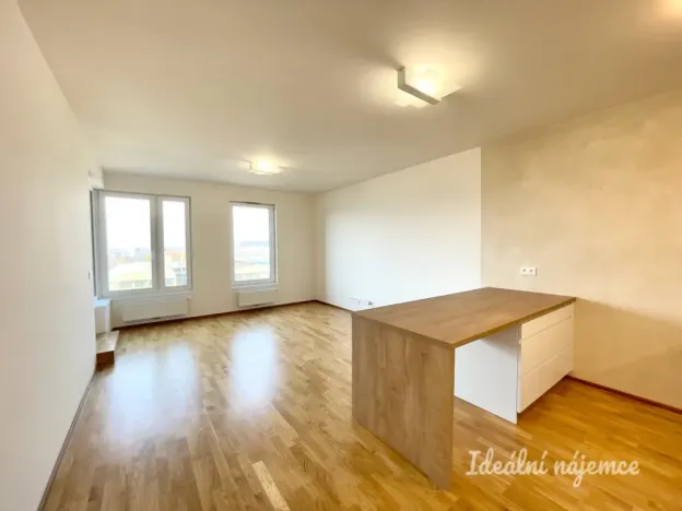 Pronájem bytu 2+kk, Praha - Vysočany, Pechmanových, 57 m2