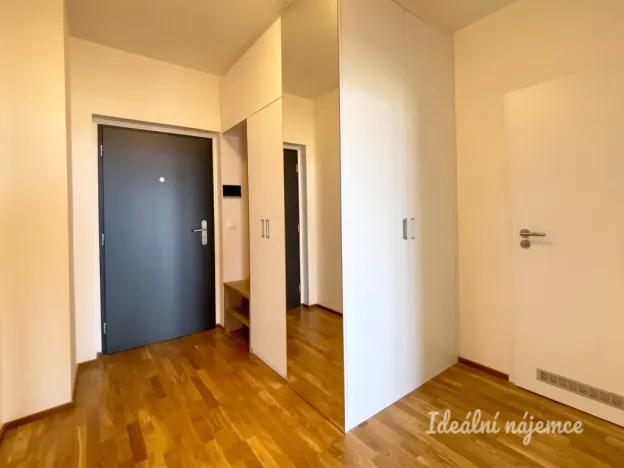Pronájem bytu 2+kk, Praha - Vysočany, Pechmanových, 57 m2