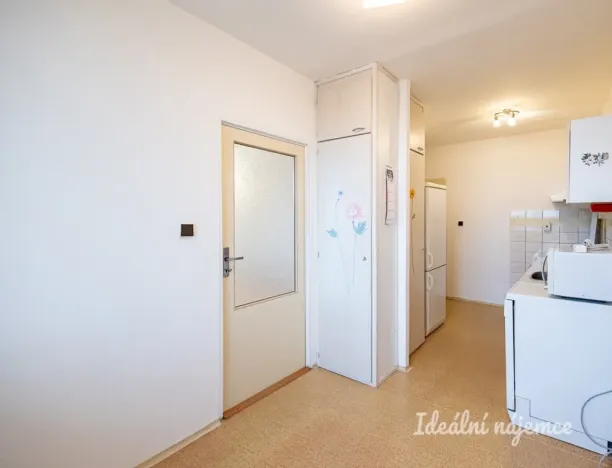Pronájem bytu 4+1, Praha - Vinoř, Uherská, 86 m2