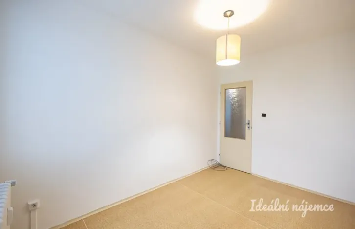 Pronájem bytu 4+1, Praha - Vinoř, Uherská, 86 m2