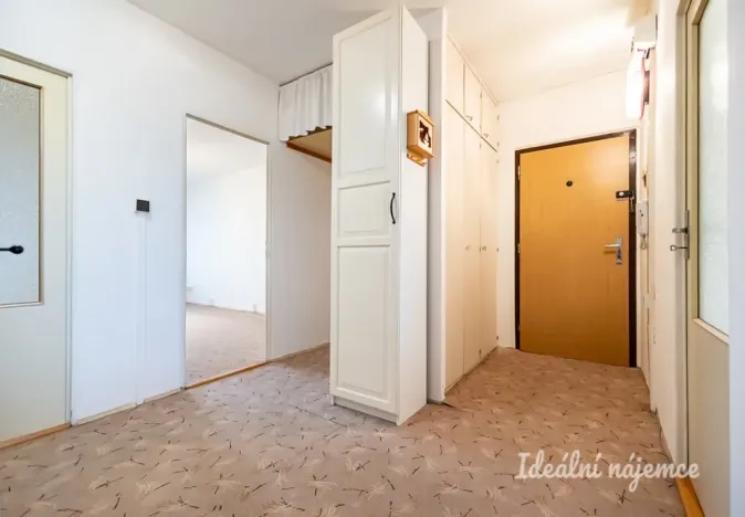 Pronájem bytu 4+1, Praha - Vinoř, Uherská, 86 m2
